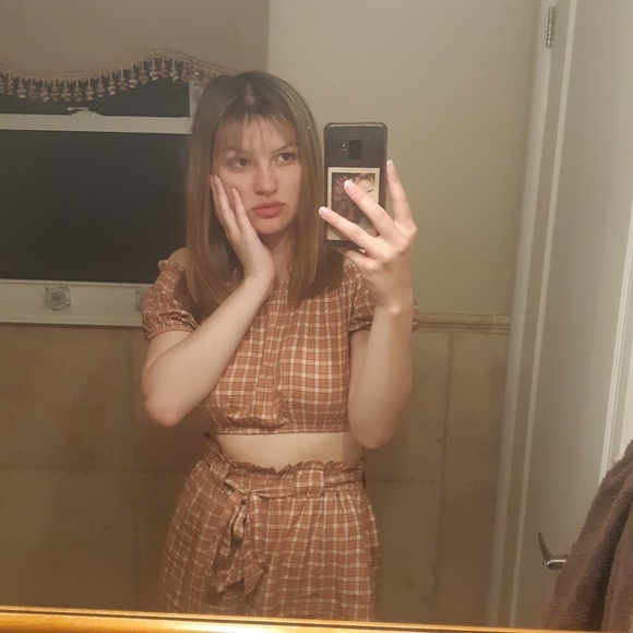 all about me ! - Picture 2 of 4